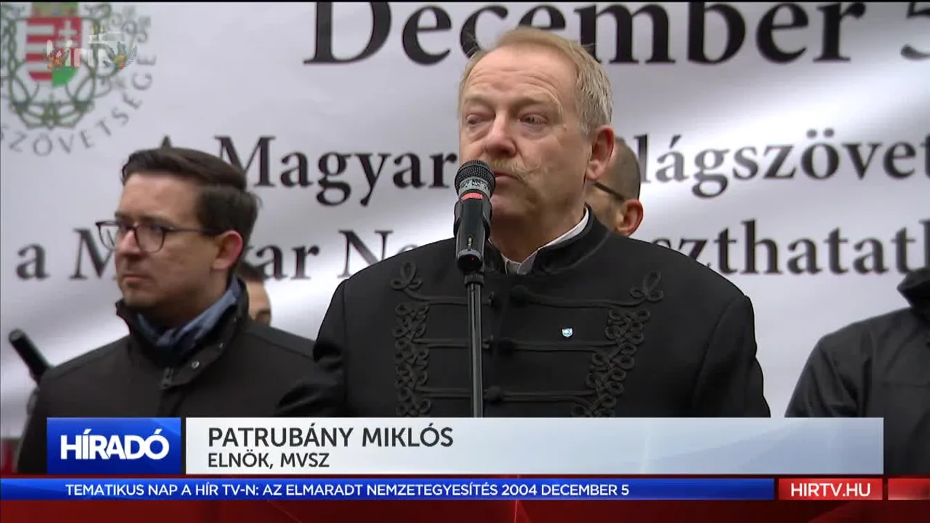 Turul szobrot avatott az MVSZ