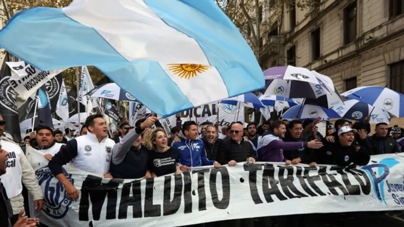 Nagyon nem tetszik a baloldalnak az IMF-paktum, utcára mentek