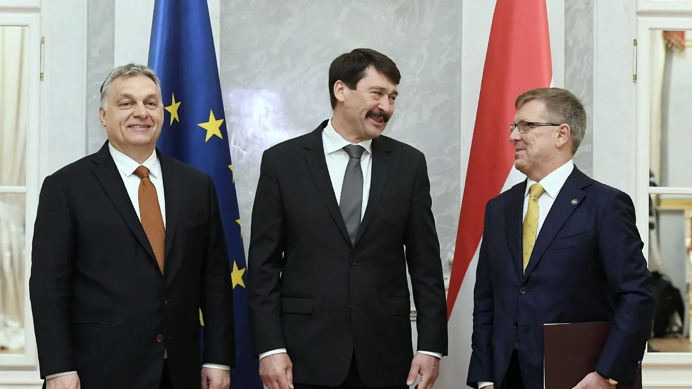 Áder János átadta Matolcsy György megbízatását