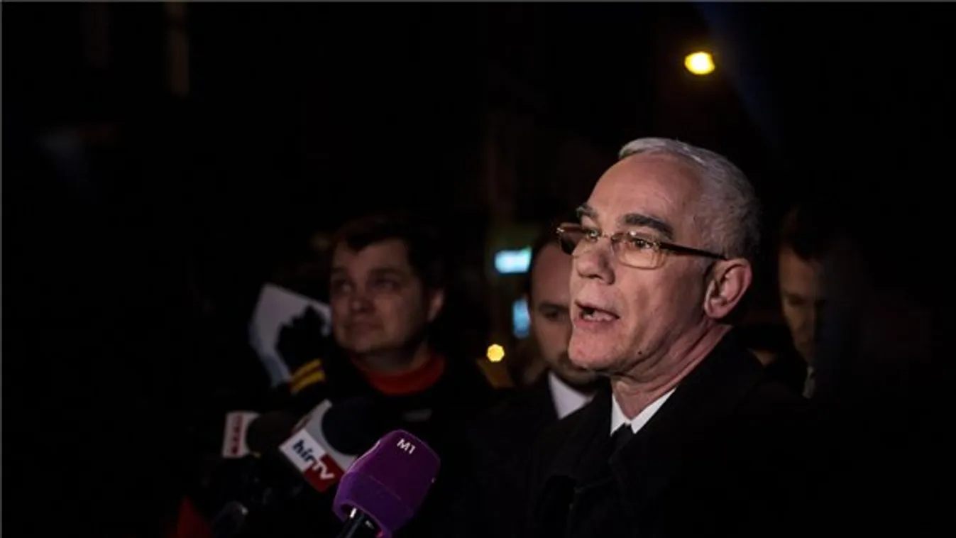 Balog: A bajban össze kell fogni