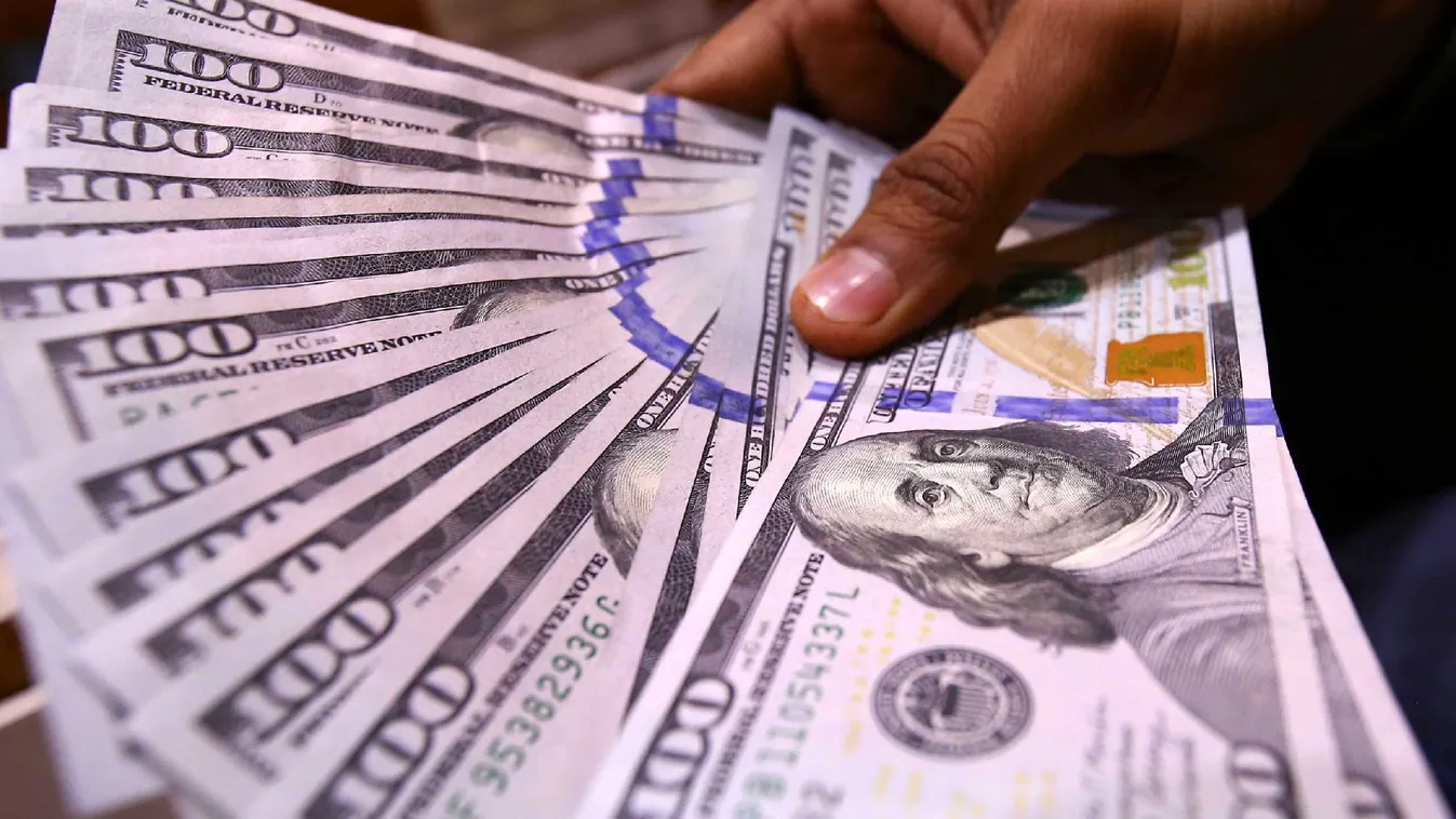 Gurultak dollárok bőven a 444-hez és a Telexhez is + videó