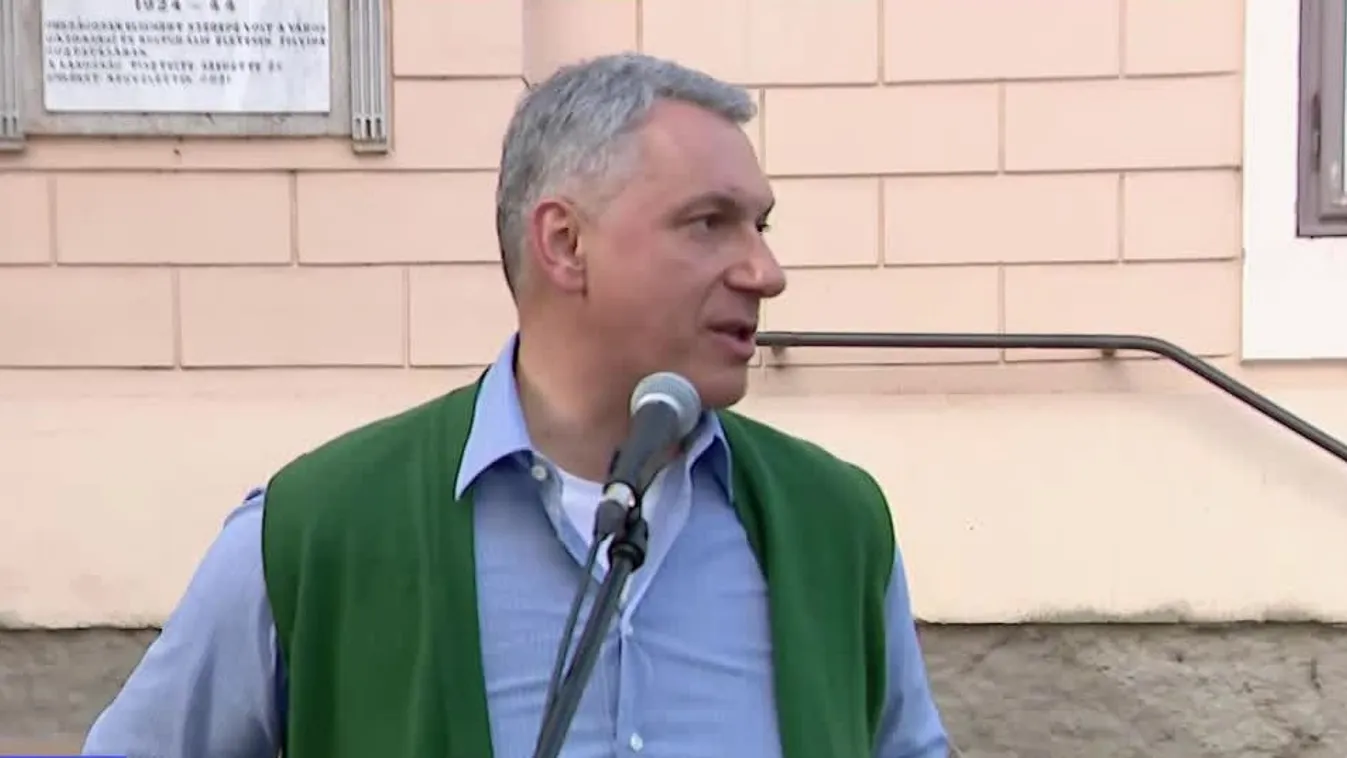 A szavazólapok kitöltésére buzdította Nagykőrös lakóit Lázár János + videó