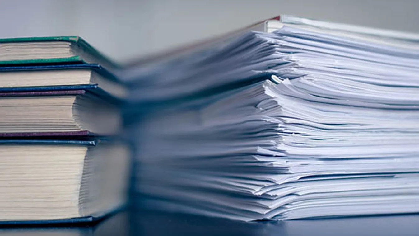 Elszámolási problémák a balliberális írói kör háza táján