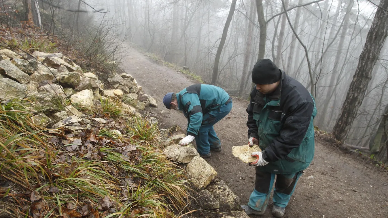 Minimálbért adna a közmunkásoknak a DK – Reggeli járat