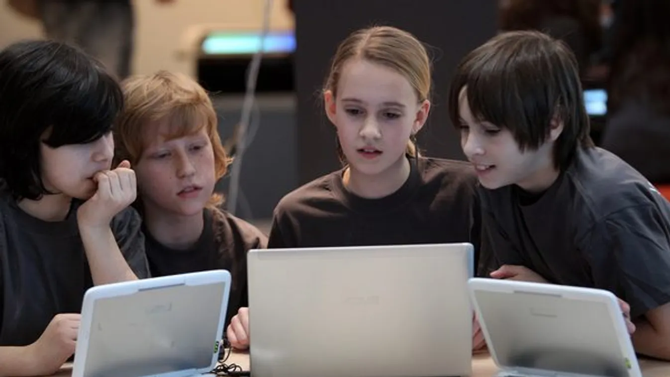 Lájkokban mért önértékelés – Lelkünk rajta