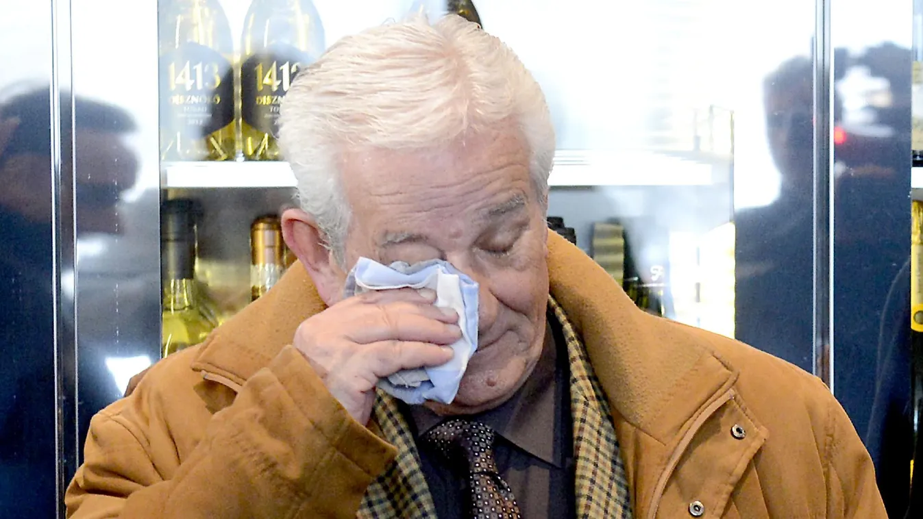 Kiss László lemondott, Gyárfás nem fogadja el