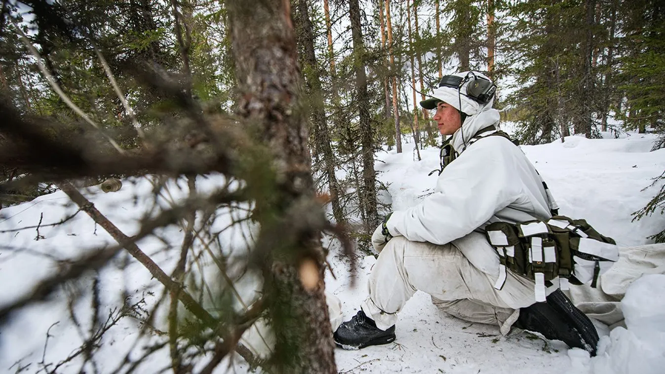 Fegyverkeznek a skandináv országok
