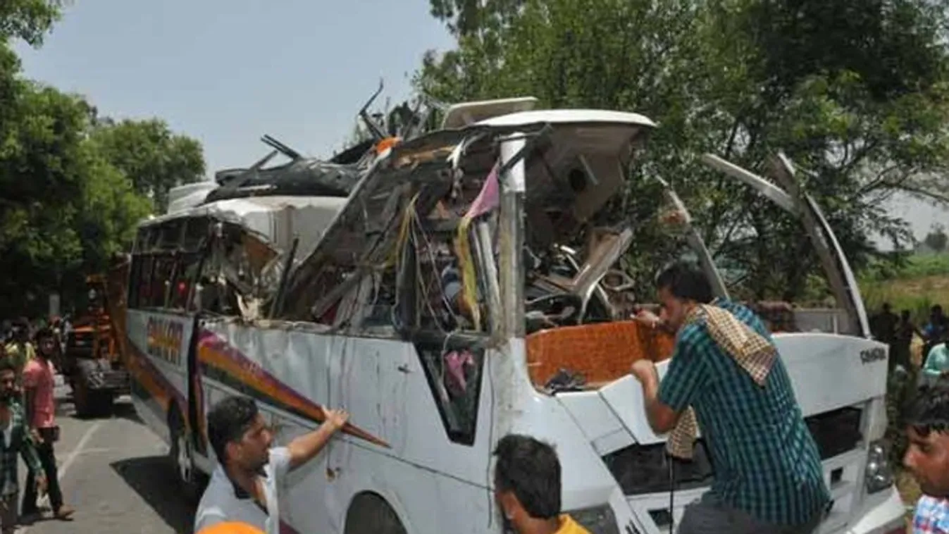 Busztragédia Punjabban