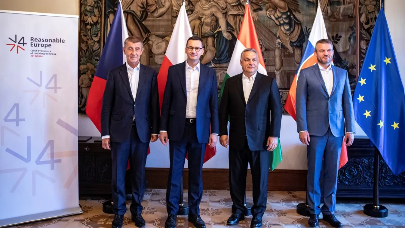 Orbán Viktor kormányfői V4-csúcson vesz részt Prágában