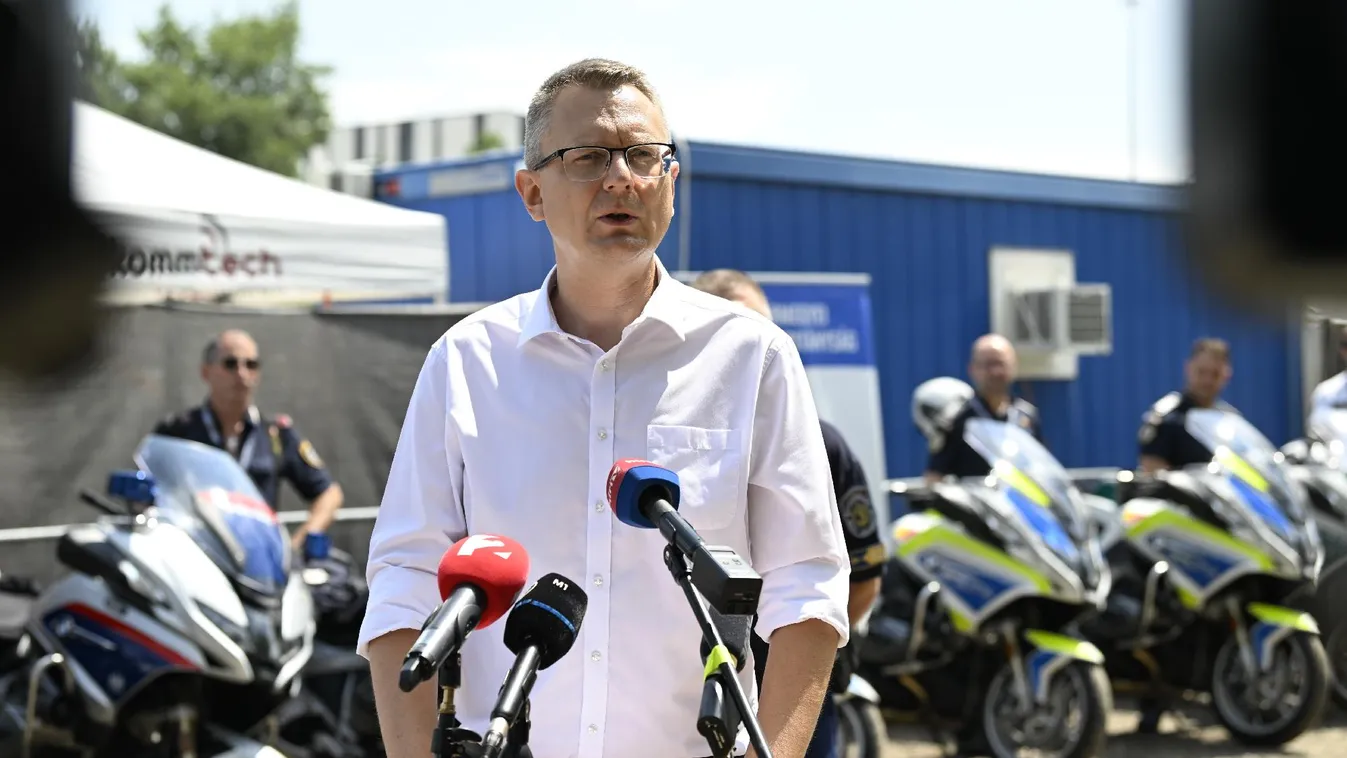 Naponta 400 rendőr és hét országból érkezett kollégáik vigyázzák közvetlenül a Hungaroringet + videó