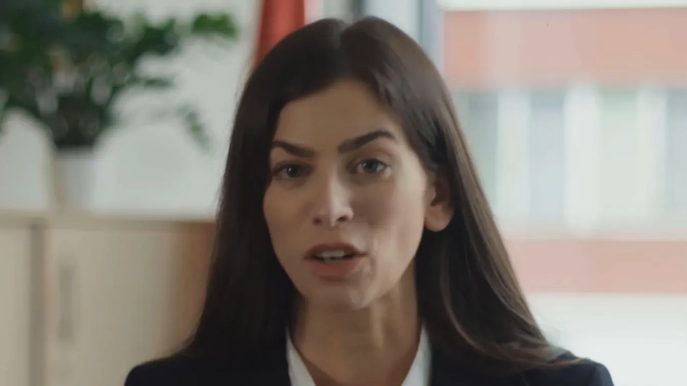 Szentkirályi Alexandra: Aggasztó, hogy atomhatalmak fenyegetik egymást a fejünk felett