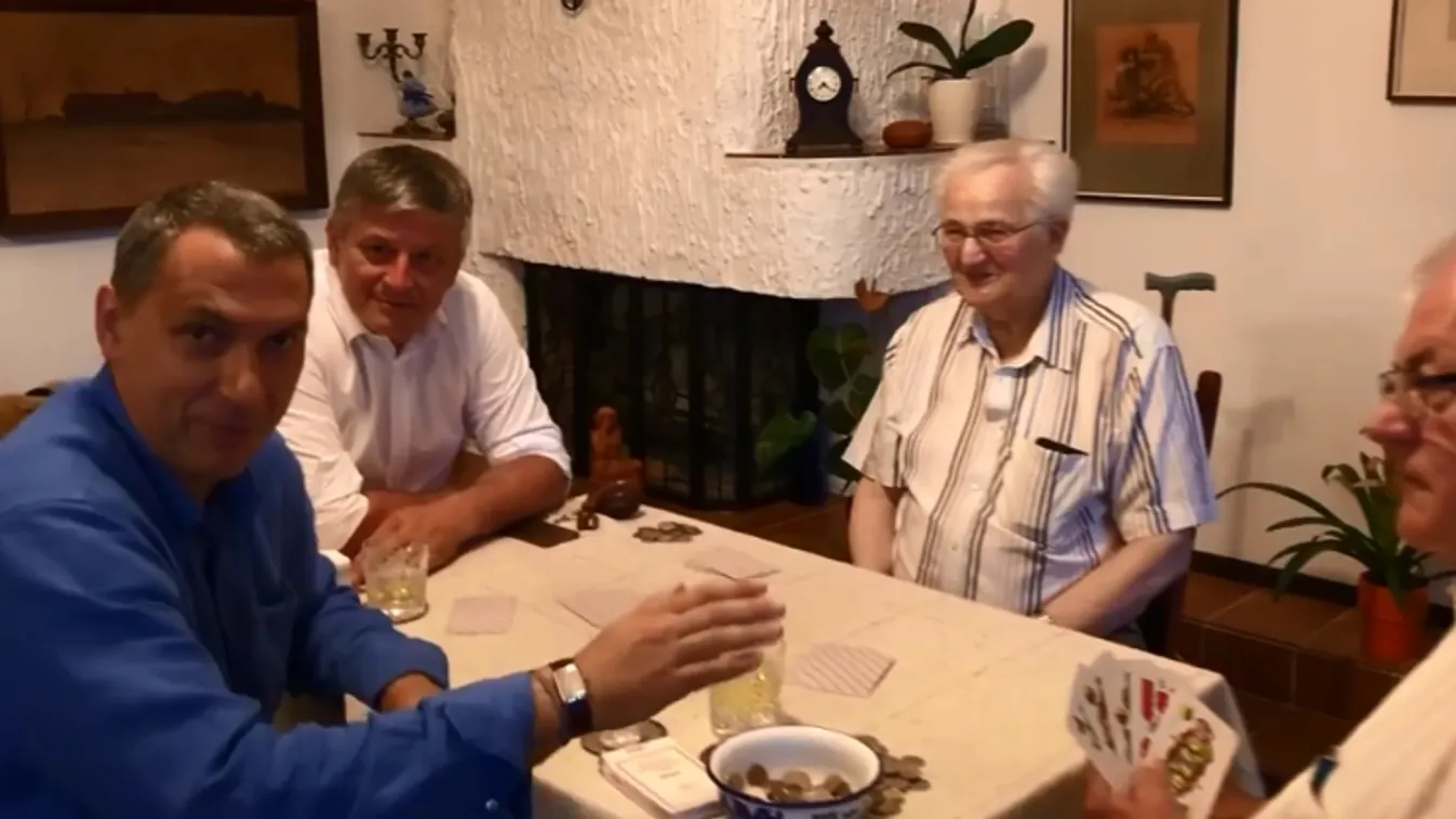 Lázárt ulti doktor, ulti professzor és ulti pápa tanítja