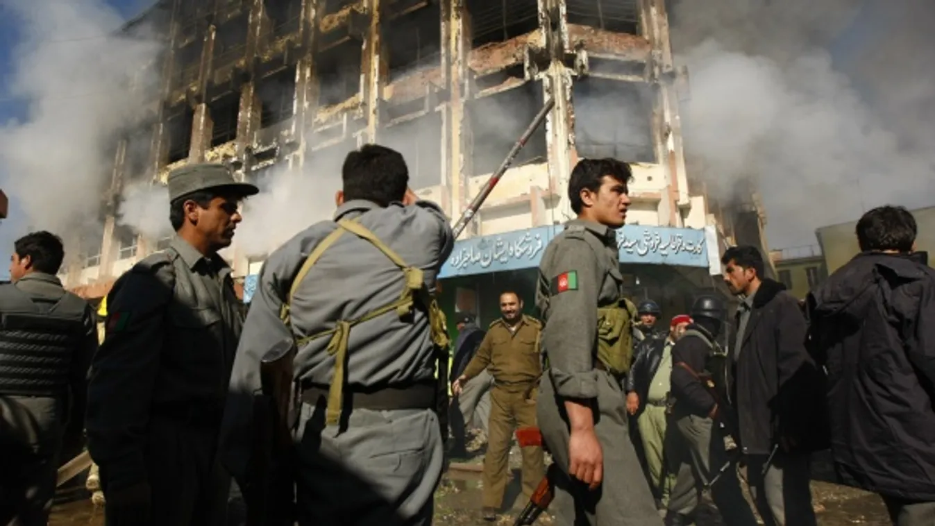 Közeledik a béke, de még mindig lecsapnak a tálibok