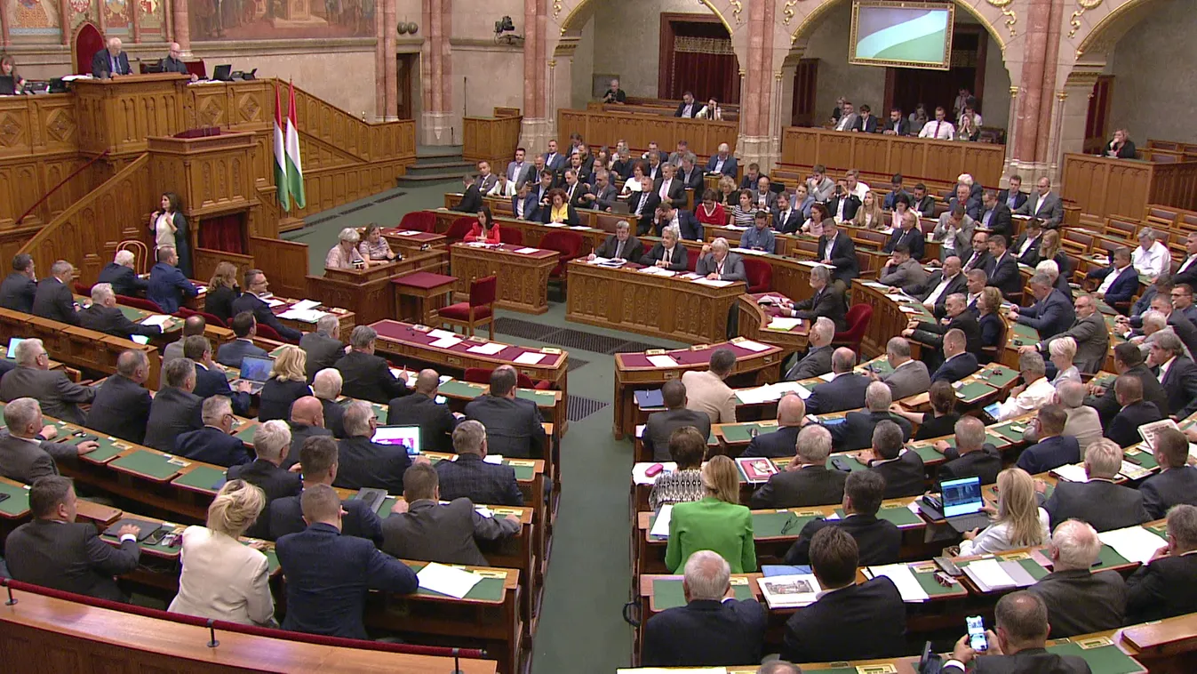 Parragh László: Szükség volt a KATA megváltoztatására