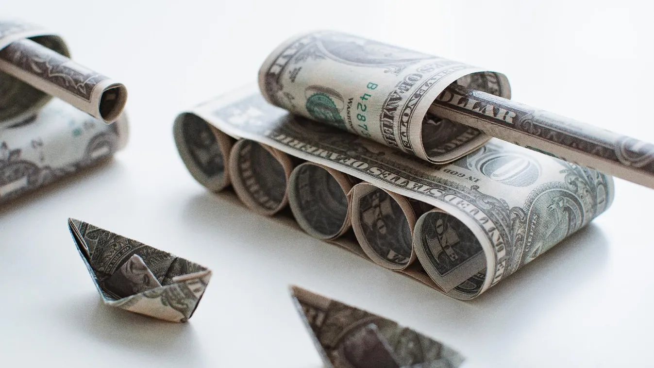 Bidenék további csaknem egymilliárdos csomagot ígértek oda Kijevnek