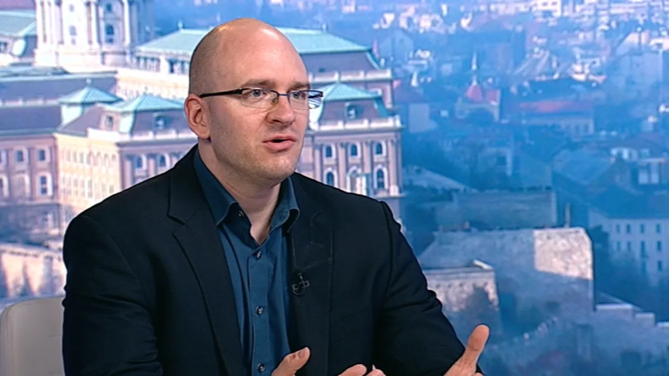 Z. Kárpát kizártnak tartja, hogy Toroczkaié legyen Dúró mandátuma