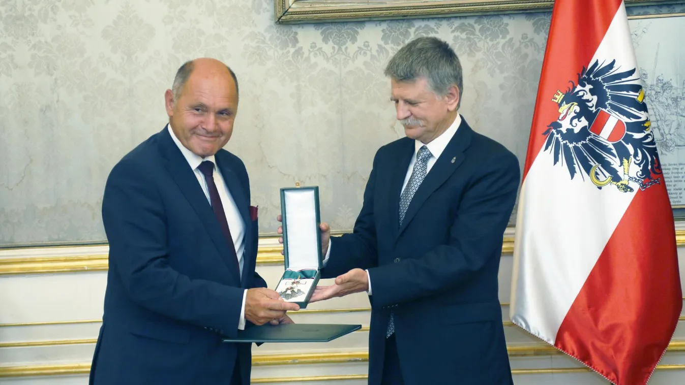 Magas állami kitüntetést adott át az osztrák alsóház elnökének Kövér László
