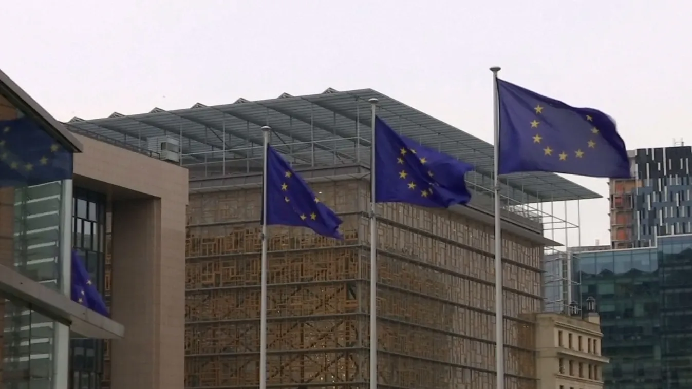 Brüsszel megfékezné a magyar és lengyel tekintélyelvű törekvéseket