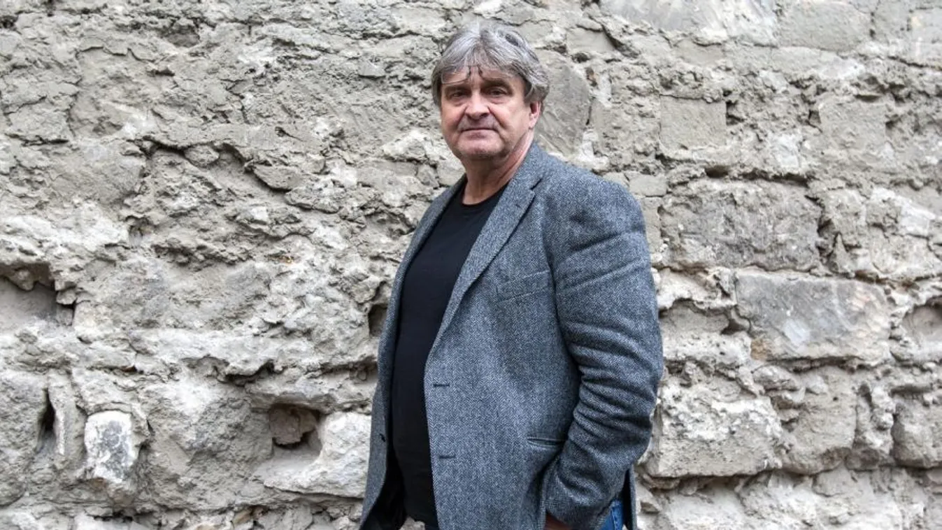 „A bolsevikok nem versenyezni szeretnek, hanem ülni a zsűriben”