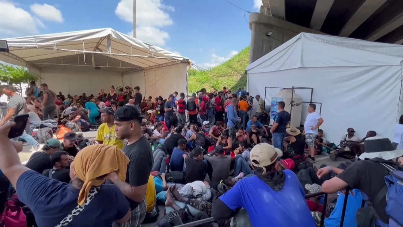 Özönlenek az Egyesült Államokba az illegális migránsok