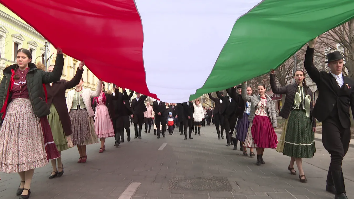 Rengetegen emlékeztek a magyar hősökre vidéken is