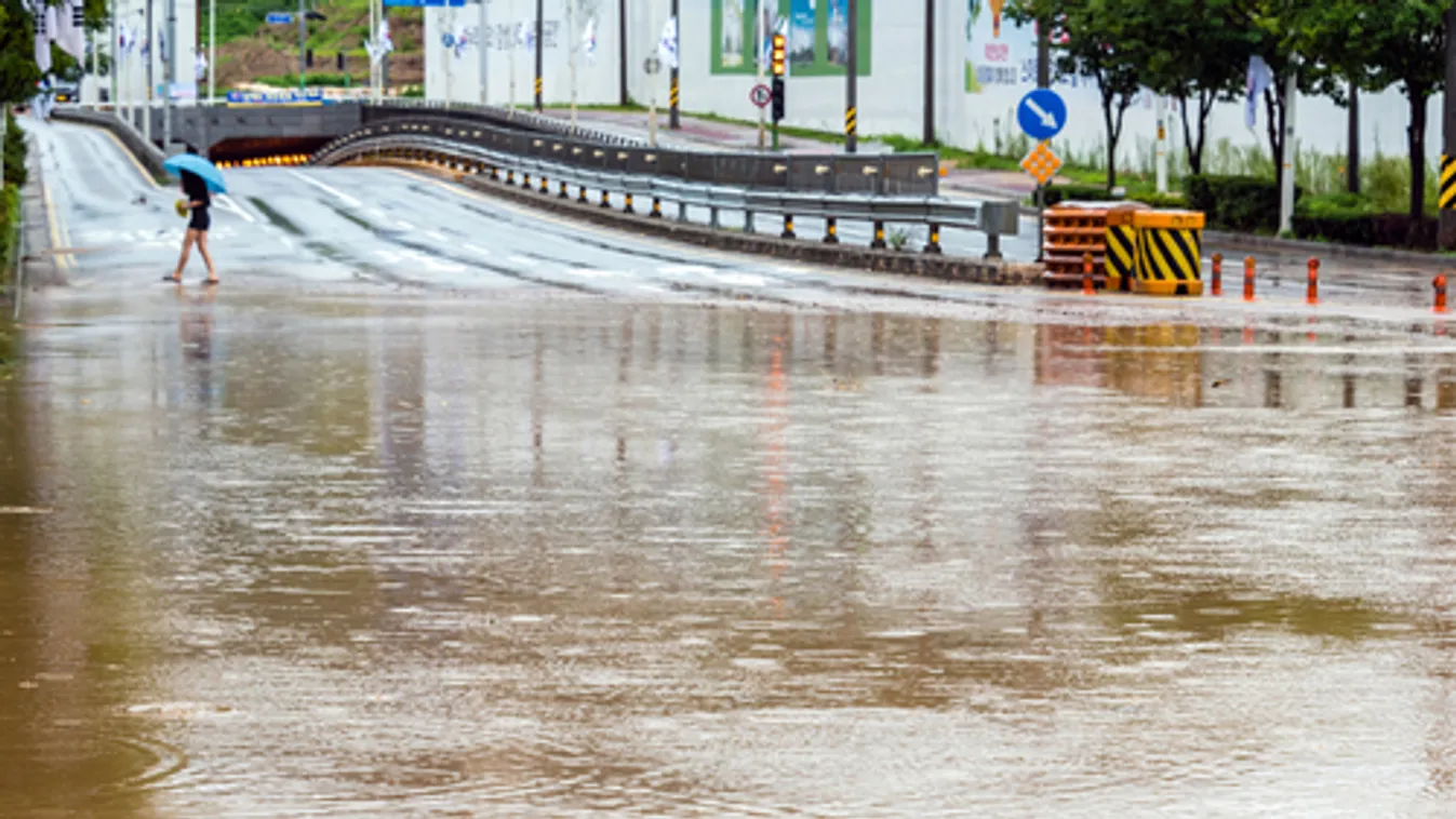 Heves esőzés sújtotta Dél-Korea középső részét