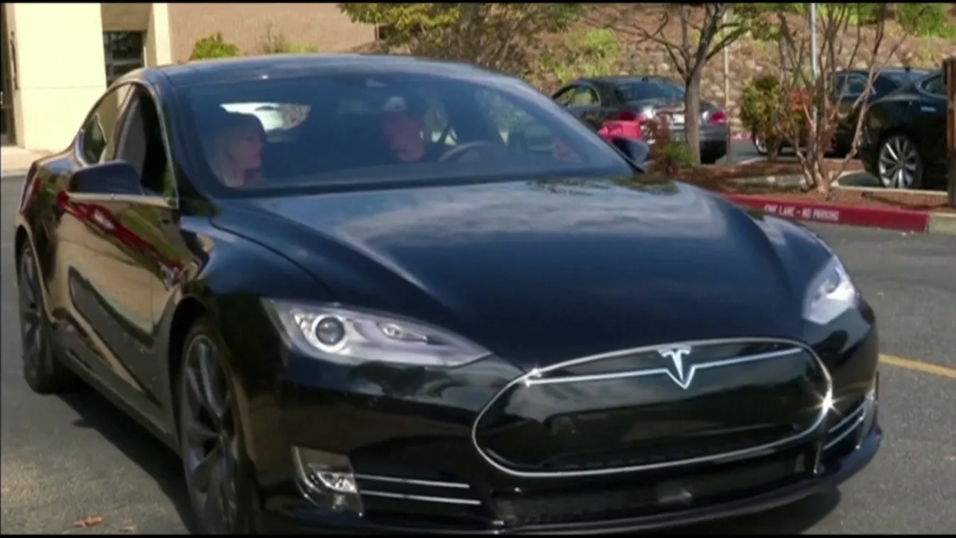 Büntetőügyi eljárás keretében vizsgálják a Teslát