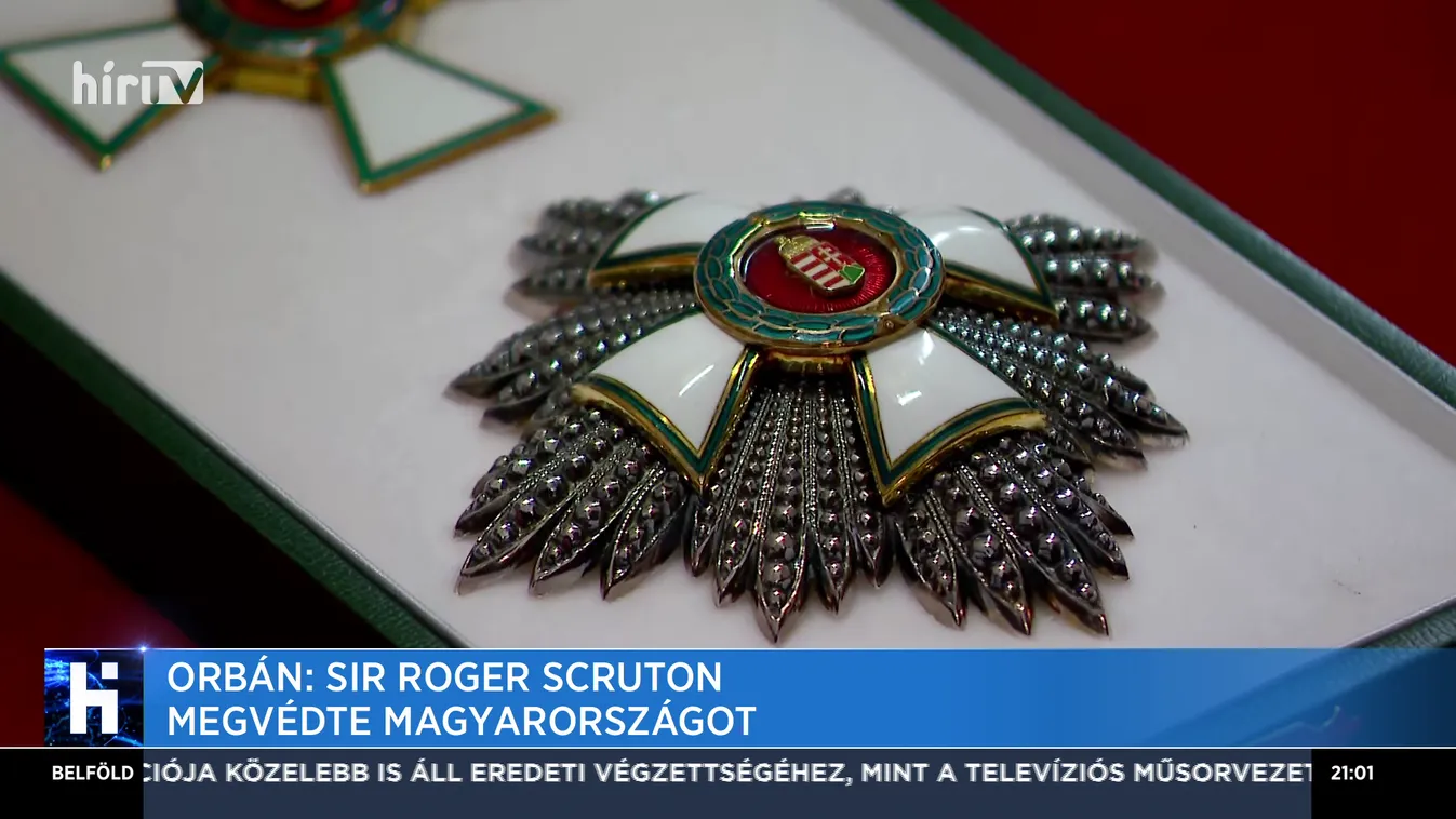 Sorost bíráló antiszemitaként nevezte meg Sir Roger Scrutont az Index