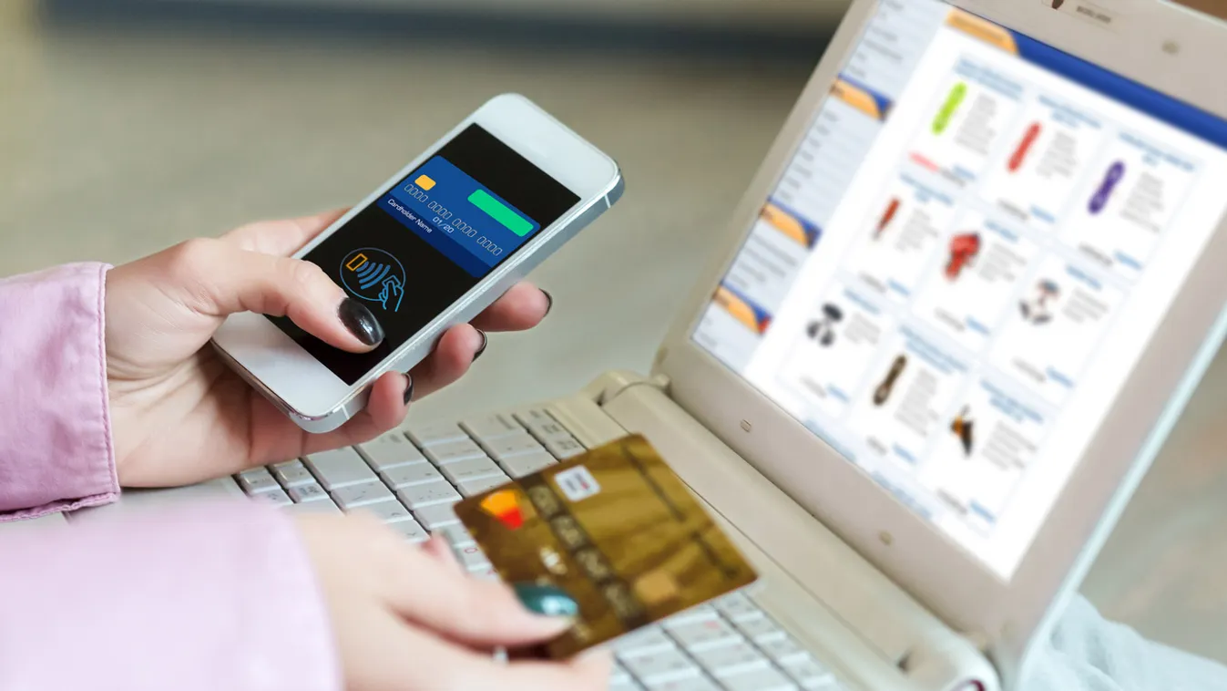 Több mint harmadával nőtt az online vásárlások összértéke egy felmérés szerint