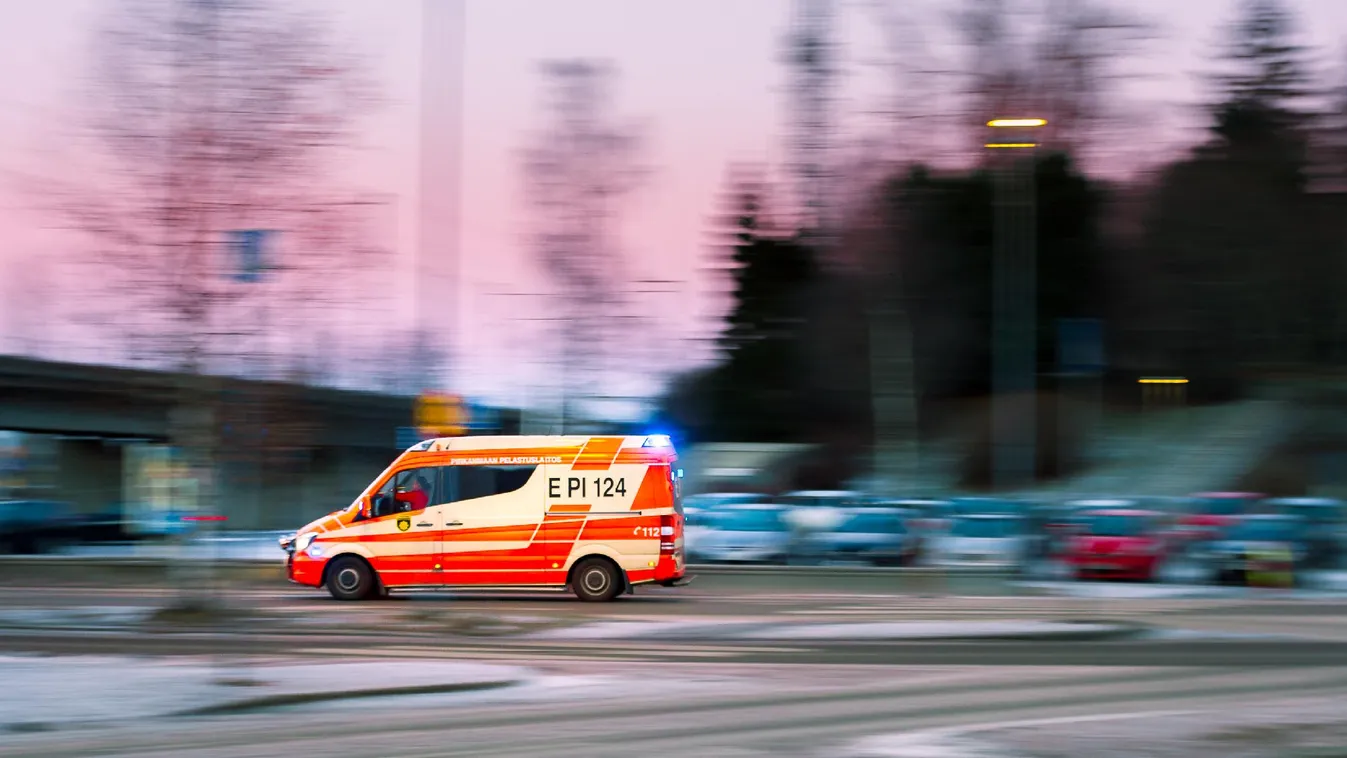 Beomlott egy gyalogoshíd Finnországban