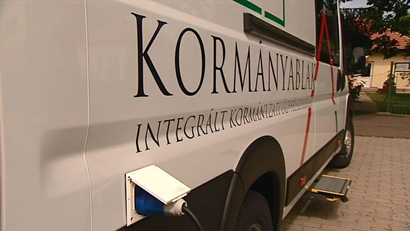 Mobil kormányablakot avattak Nógrádban