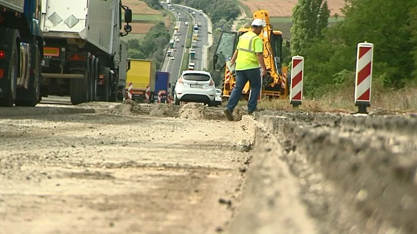 Háromsávos lehet az M1-es autópálya