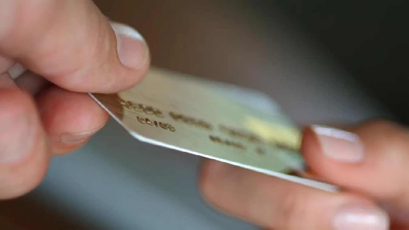 Halasztást kér a bankszövetség a bankszámlák azonosítási határidejére