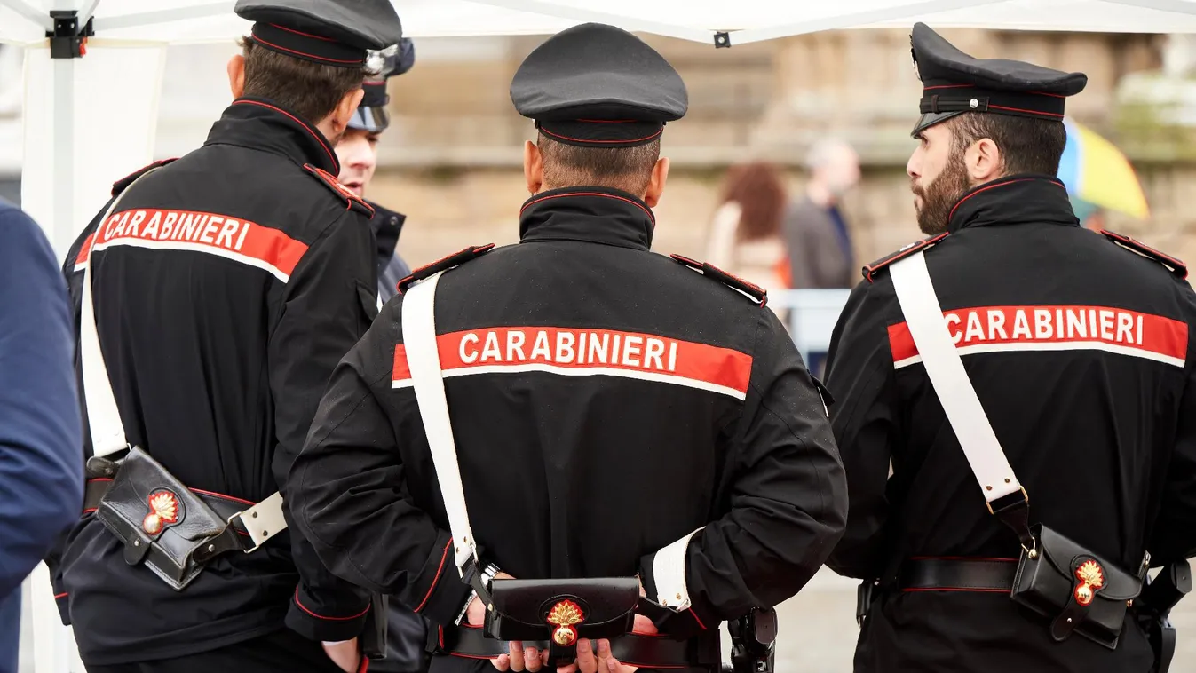 Egy egyiptomi férfi késsel támadt másokra Olaszországban + videó