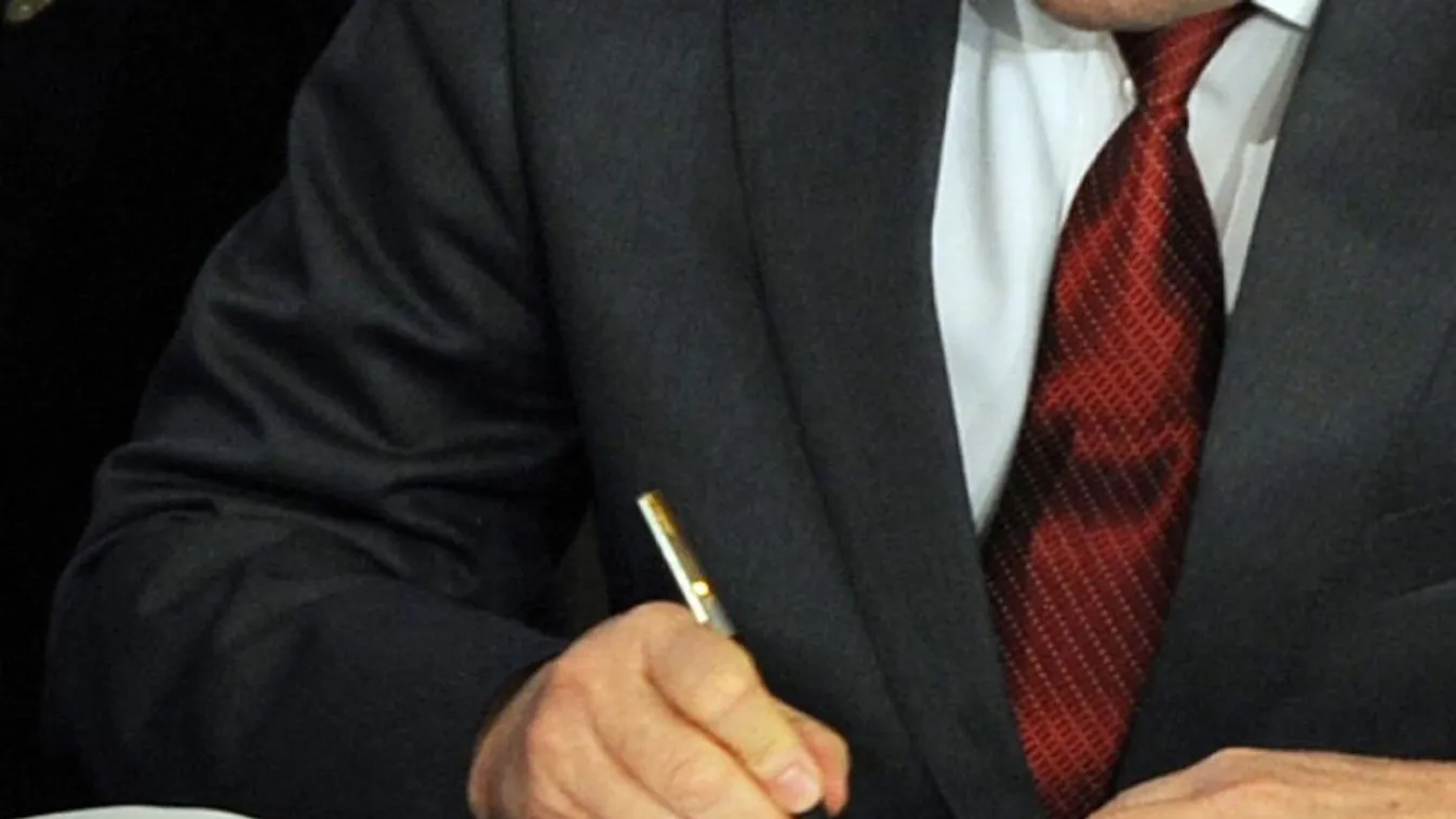 Gyanús józsefvárosi és újbudai ingatlanügyek