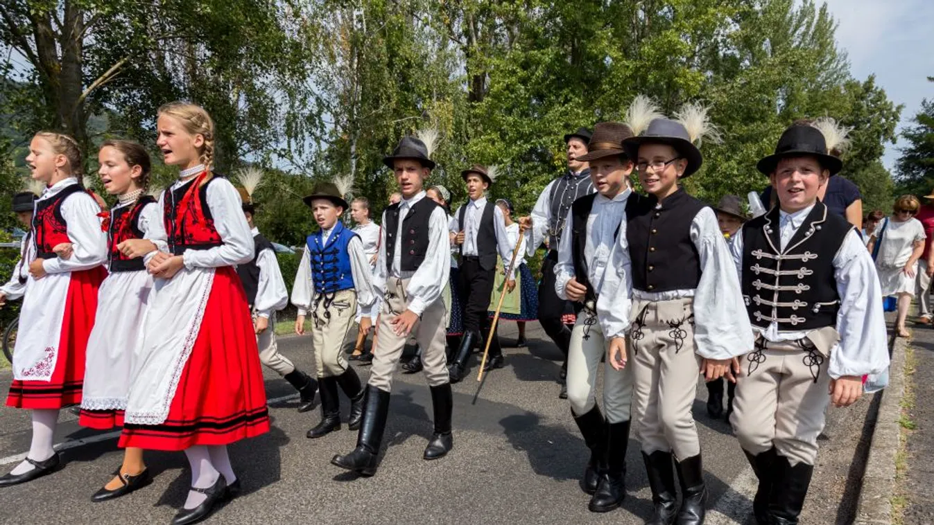 Hamis hírek a kivándorlásról