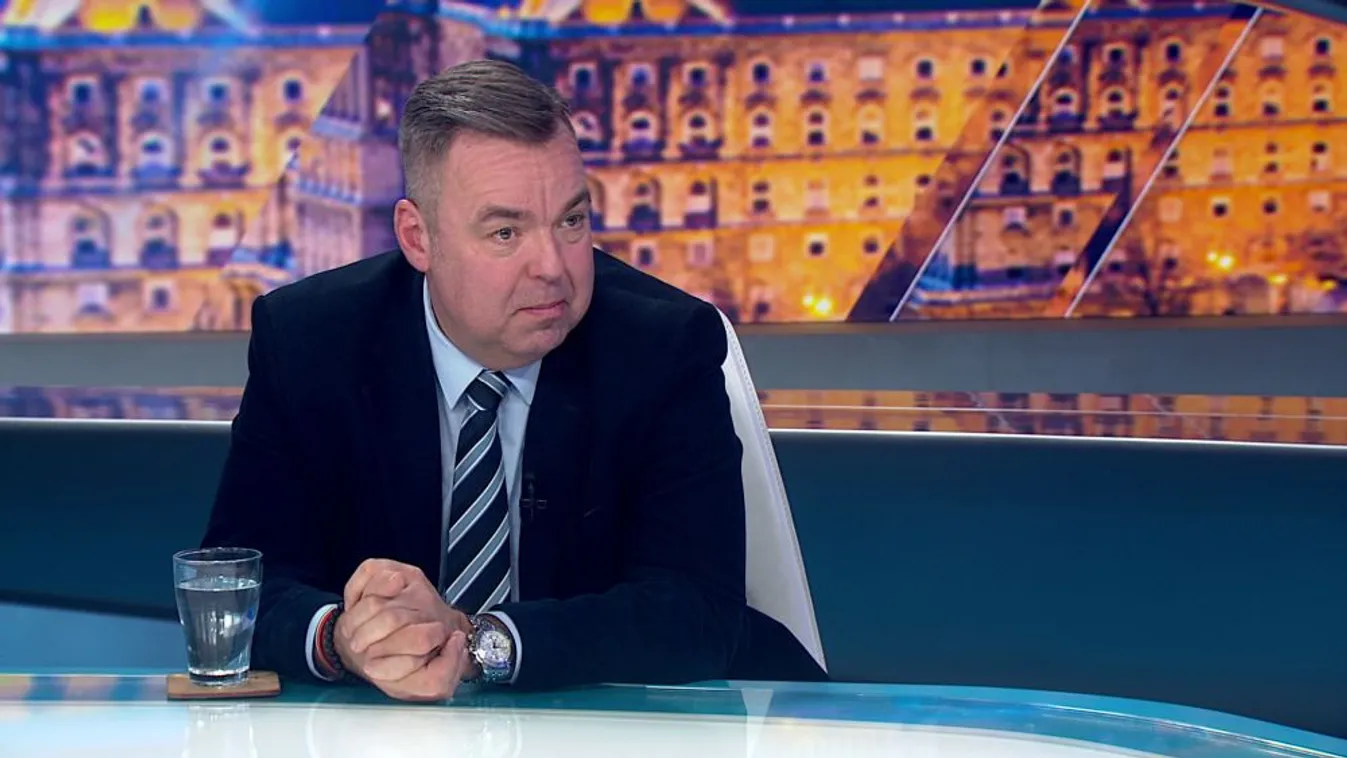 L. Simon László: Gréczy Zsoltnak tisztáznia kell az ügyet