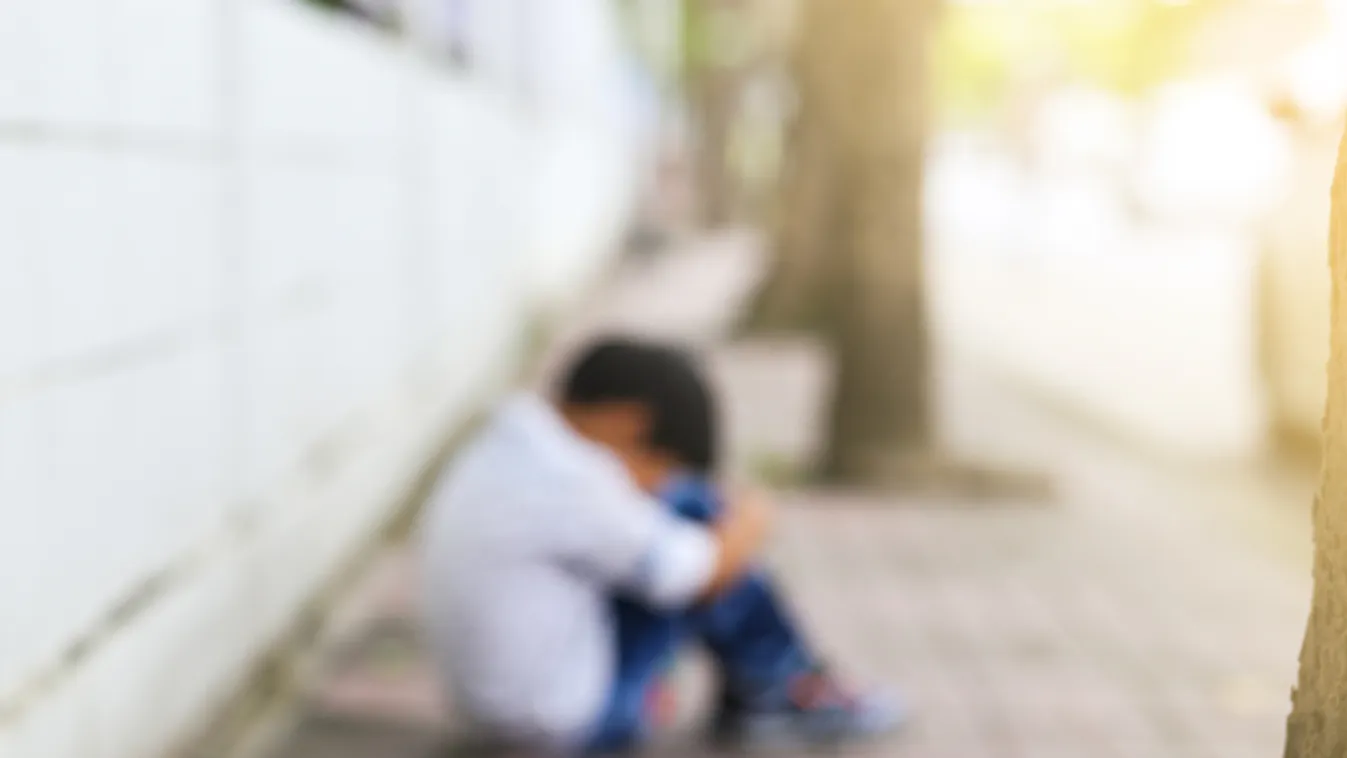 Ötéves fiú elleni nemi erőszak videóját adták-vették