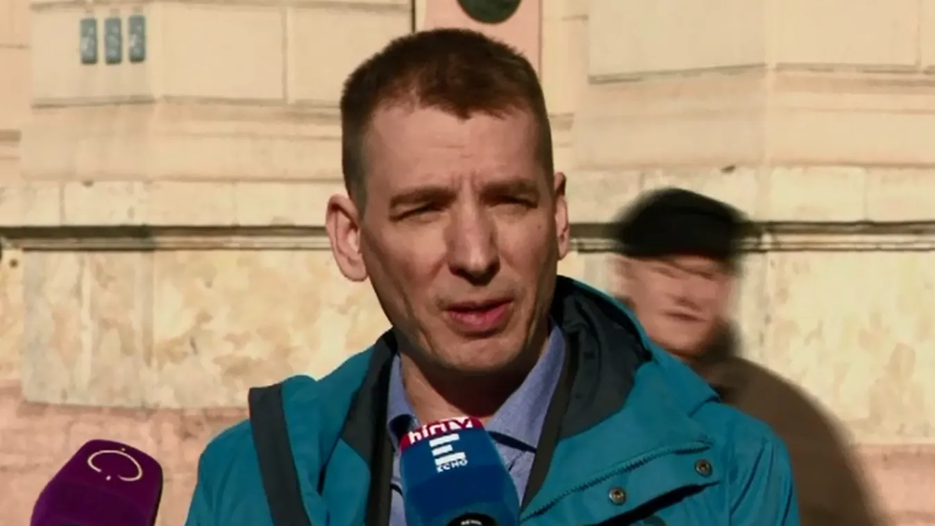 Zsarolja a Párbeszéd az MSZP-t