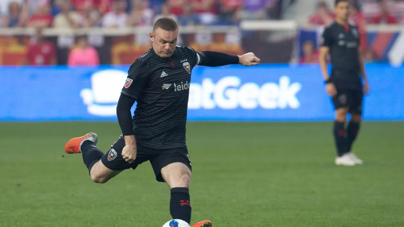 Rooney januárban visszatér Angliába