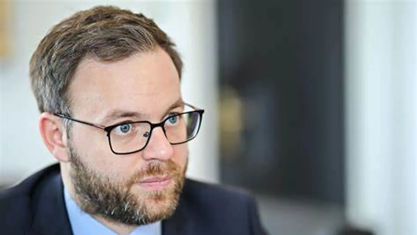 Orbán Balázs: A magyarok kétharmadának bizalmi indexe viszonylag magas a média iránt