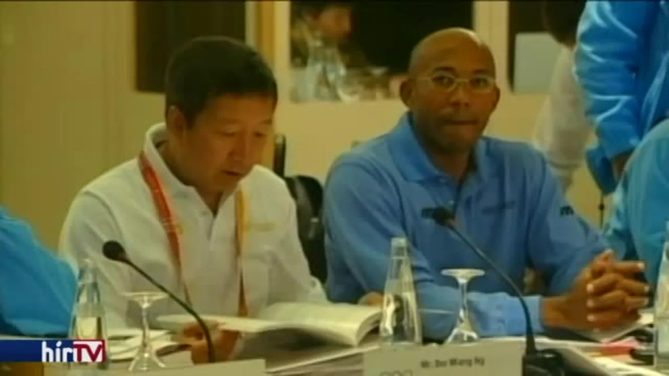 Korrupcióval gyanúsítják az értékelőbizottság vezetőjét