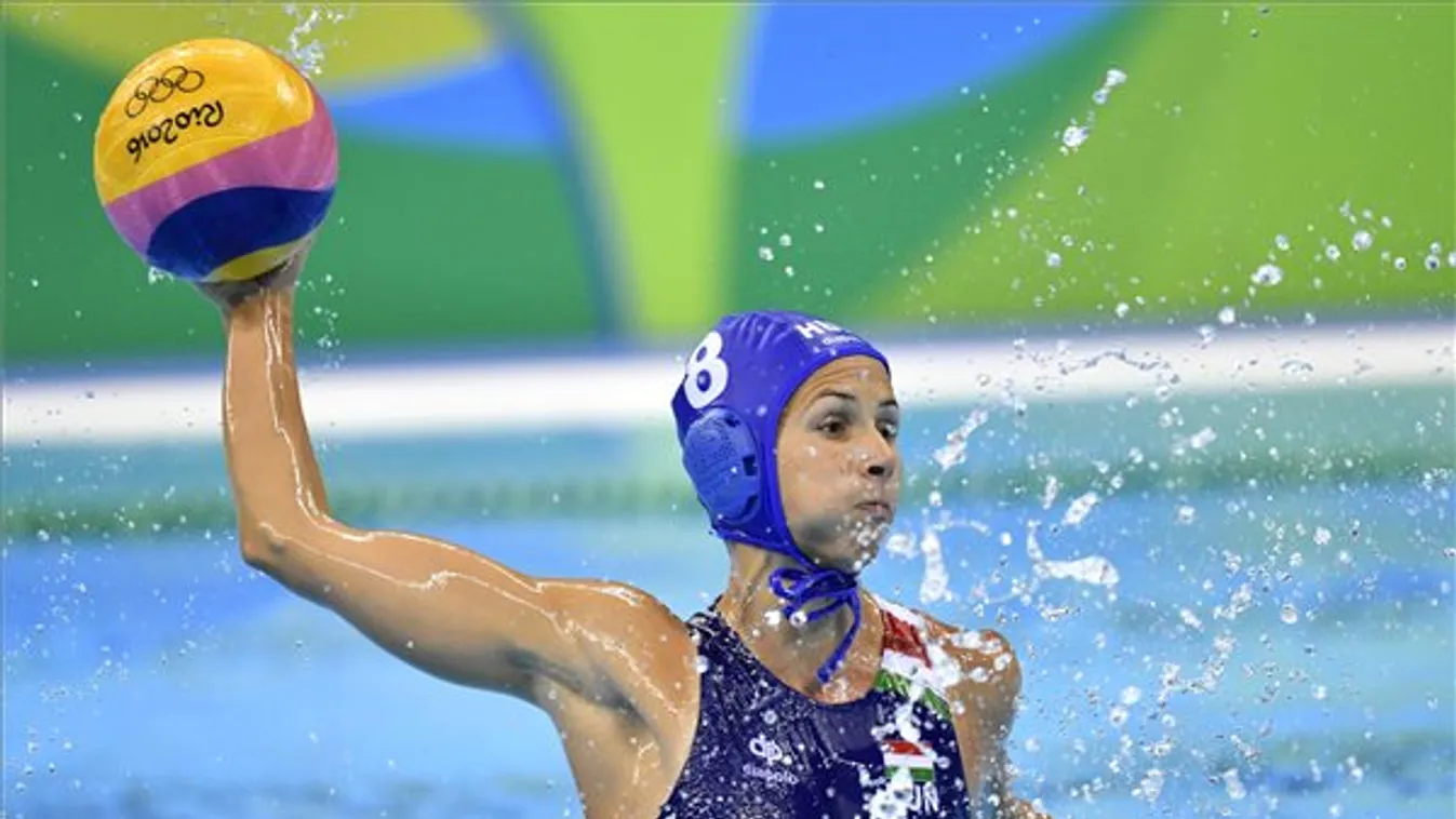 Női pólósaink az elődöntőben!