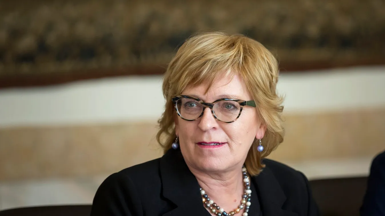 Handó Tünde: Fontos a hagyományok ápolása