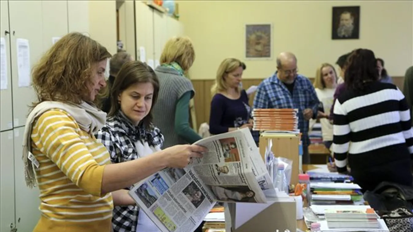 Nyomásgyakorlás: üresek az iskolai folyosók