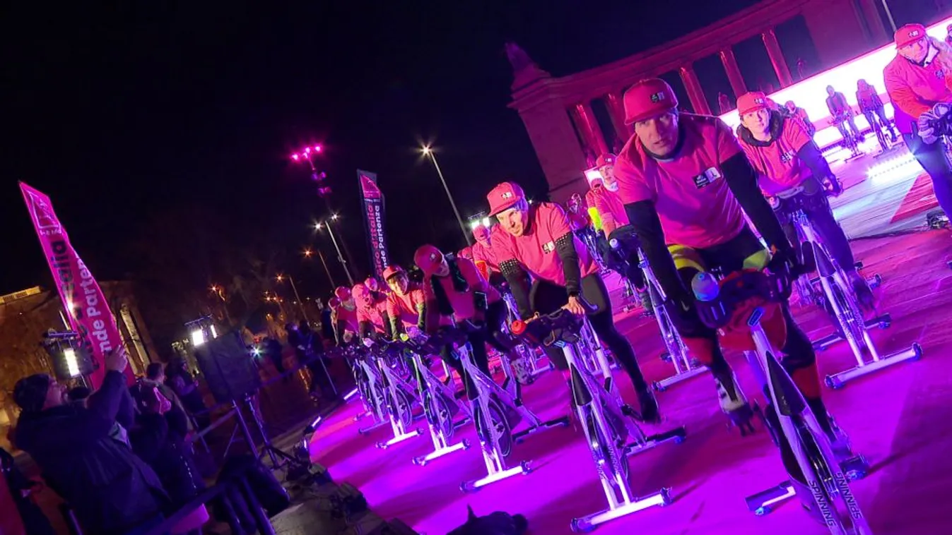 Rózsaszín fények éjszakája