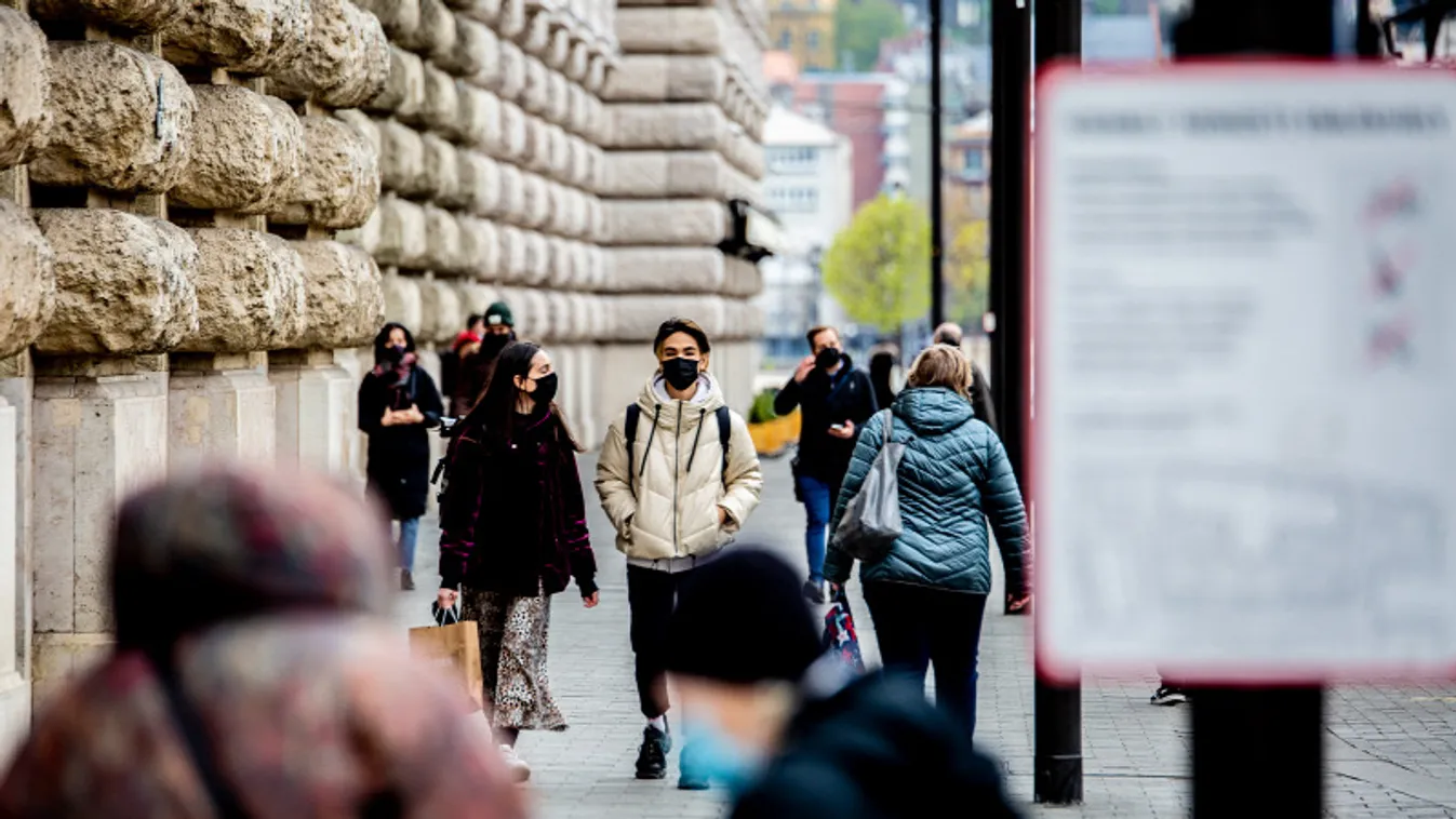 A hazai oltási program segített letörni a járvány harmadik hullámát