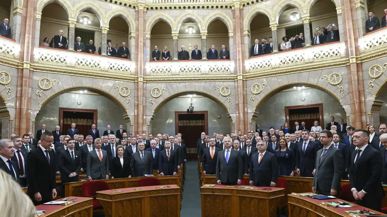 A rendkívüli parlamenti ülésen biztos nem születik a NATO-csatlakozásról döntés + videó