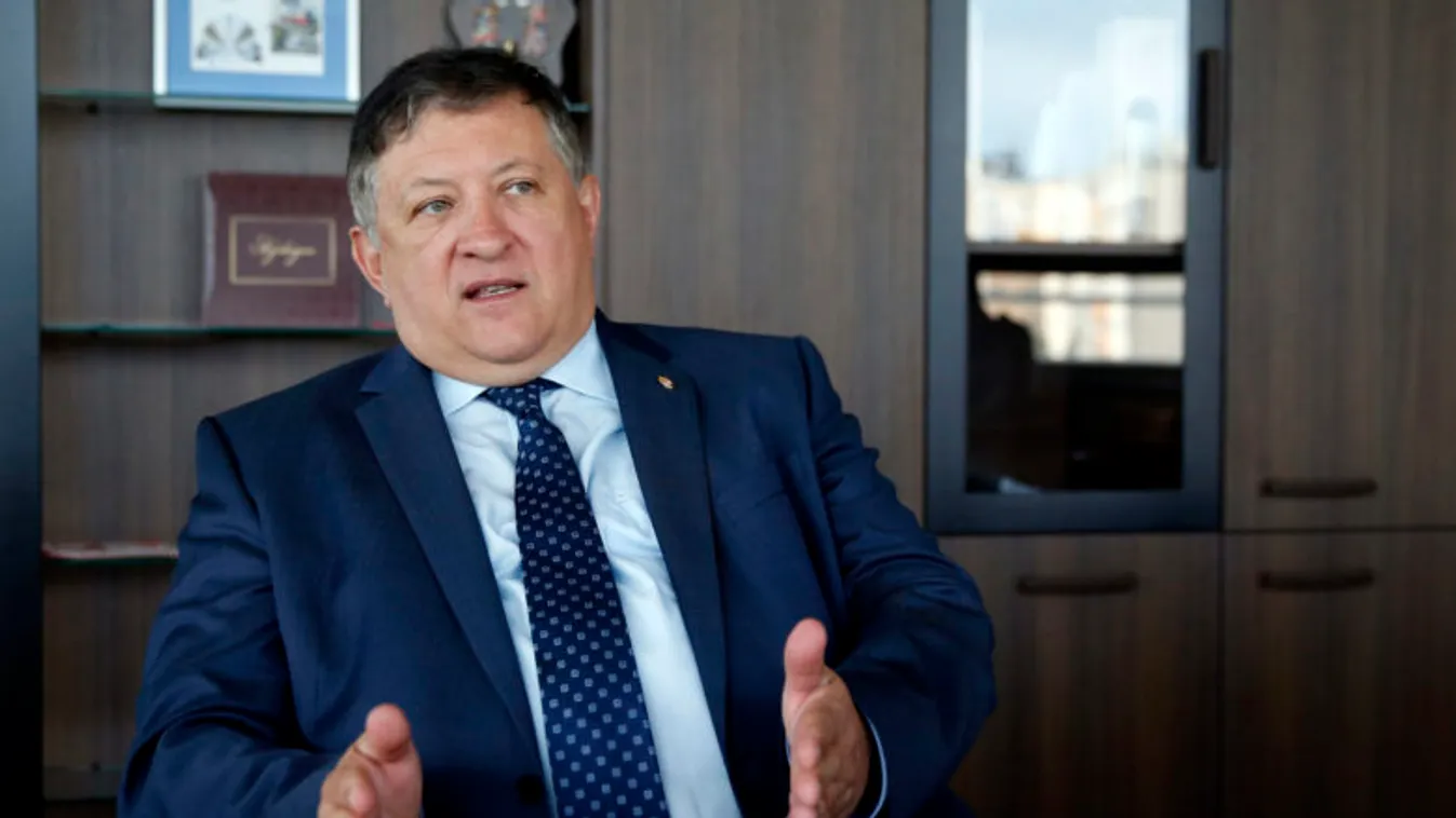 Csaknem egymilliárd forintból épül körforgalmi csomópont a 26-os úton