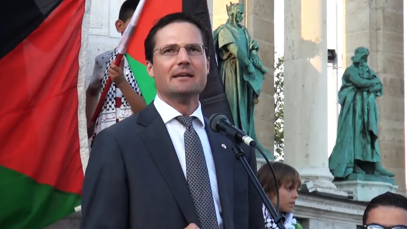 Gyöngyösi Márton verhetetlen, ha Izrael ostorozásáról van szó